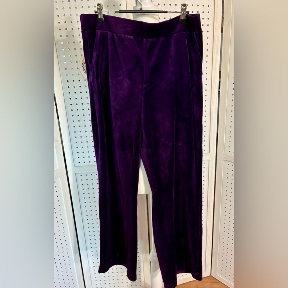 Lauren Ralph Lauren Purple Velvet Women's Pants. Size Large